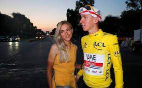 Tadej pogacar (born 21st september 1998) is a professional cyclist from slovenia, who currently rides for uae team emirates (uci worldtour). Tour De France Tadej Pogacar Zu Gut Um Sauber Zu Sein
