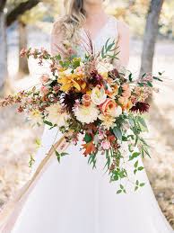 It's a concept that is so much easier said than done; 20 Stunning Fall Wedding Flower Bouquets For Autumn Brides Elegantweddinginvites Com Blog