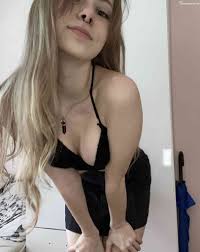 Pack De Rainlikesyou Parte 2 – 28 Fotos + 17 Videos – Legion Caliente