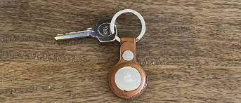 Attach one to your keys, slip another in your backpack. Im Test Apple Airtag Techradar