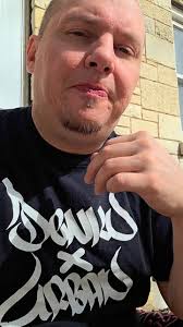 Out here bout to get it popping at Green Bay UFO Museum Gift Shop and  Records !!! Salute Nathan E Cornelius Adrian Tyler Tschida Joshua  Pestilence #Wisconsin #greenbay #liveshows #hiphop #denkuandthepest  #BiggerthanLocal #