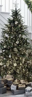Silver And Gold Christmas Silver Silverchristmas Silver Christmas Tree Gold Christmas Christmas Tree Decorations