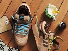 El precio de las entradas del concierto van desde los $40.000 hasta los $250.000 y son 13 diferentes sectores los que tendrá el estadio . Zapatillas Bad Bunny Cafes Chile Precio Modo Zapatillas Moda Zapatillas Hombre Zapatillas De Mujer Nike Adidas