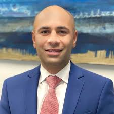 Experienced Professional Investment Banking Firm