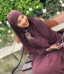 صوماليات صومالي بنت جميله مسلمه محجبه صومال Somali Somalis Somaligirl Cute Moslem Fashion Hijab Fashion Inspiration Muslimah Fashion