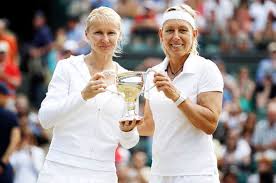 After a long battle with cancer, jana died peacefully, surrounded by her. Jana Novotna Obituary Tennis Ace Whose Loss Won Wimbledon Hearts Obituaries News Express Co Uk