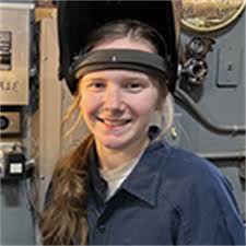 Scholarships for Manufacturing Courses and Programs