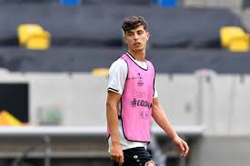 The goals were havertz's seventh and eighth of the season. Kai Havertz Shirt Number Chelsea Signing Takes Fikayo Tomori S Shirt After 72m Arrival London Evening Standard Evening Standard