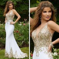 Party At Prom In This Fitted Beauty Adornedbridal Promdress Prom2020 Prom Classof2020 Classof2021 Morilee Morileep Prom Dresses Bridal Mori Lee Prom