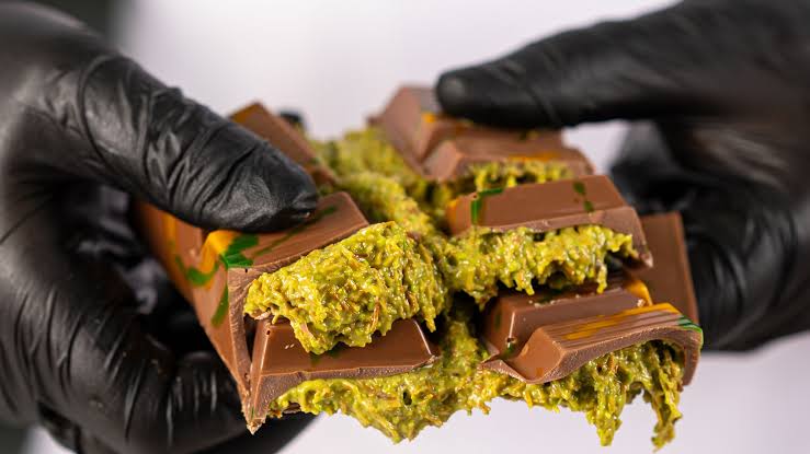 How Dubai chocolate broke the internet – and where to try the trend in  London | CN Traveller