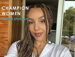 Vanessa Robinson's Instagram, Twitter & Facebook