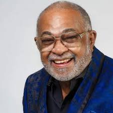 ÚltimoMinuto: fallece a los 75 años el maestro y pianista cubano César  "Pupy" Pedroso. Fue uno de los fundadores de la emblemática orquesta Los  Van Van y director de Los que son