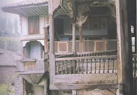 Kaplama için gerekli olan kaplama malzemesi ve işçilik açısından balkonun kapatılmasında ek maliyetler söz konusudur. Seda Ozen Bilgili On Twitter Bize Ozgu Bir Mimari Terim Hayat Hayat Nedir Turk Evinin Cekirdegidir Turk Evinin Biciminin Evrimi Sirasinda Birinci Kat Odalarinin Onundeki Hayatin Buyuk Bir Acik Revak Galeri Varligi Temel