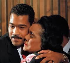 Otis Herring's Instagram, Twitter & Facebook