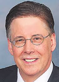 Former county administrator Randy Oliver dies less than one month into  retirement