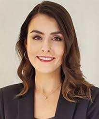 Gina Gresham's Instagram, Twitter & Facebook