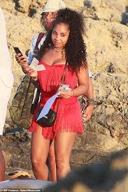 Usain bolt has revealed he and partner kasi bennett have welcomed twins to the world. Usain Bolt Is Dapper In A Crisp White Outfit During Formentera Break With Girlfriend Kasi J Bennet Daily Mail Online