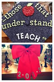 Pin By Taylor Smith On Projects To Try Graduation Cap Graduation Cap Decoration College Graduation Cap