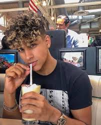 Combining this style with choppy hair is the best example of how you can combine textural elements with sharp angles. 75 Edgar Ideas Mens Hairstyles Curly Hair Styles Curly Hair Men