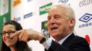 Trapattoni is joined on the sofa by his interpreter manuela spinelli. Giovanni Trapattoni The Ireland Experience