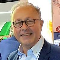 700+ "Stitz" profiles