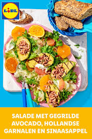 Gegrilde Avocadosalade Met Hollandse Garnalen Sinaasappel Grapefruit Venkel En Honing Dille Dressing Recept Avocadosalade Mediterraans Eten Lunches