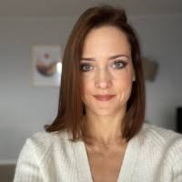 300+ perfiles de «Alicja»