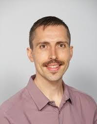 Al Decosta's Instagram, Twitter & Facebook