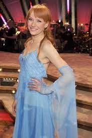 Rola w musicalu tajemniczy ogród j. Magdalena Walach Fashion Formal Dresses Prom Dresses