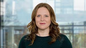 Louise Osborne – DW