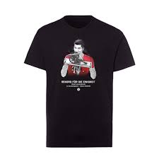 Robert lewandowski hat es tatsächlich geschafft: Camiseta Lewandowski 41 Puertas Tienda Oficial Del Fc Bayern Munich