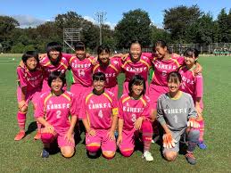 第6弾 神奈川大学女子サッカー部紹介〈学年紹介④〉 第6弾 神奈川大学女子サッカー部紹介〈学年紹介④〉 1.2.3年生から繋がってきた学年紹介、ラストは4年生が務めます‼ 特徴：私たちの学年は,みんな個性豊かで明るい学年です！ここぞ!! ã‚µãƒƒã‚«ãƒ¼ å¥³ ç†Šæœ¬çœŒç«‹ç†Šæœ¬è¾²æ¥­é«˜ç­‰å­¦æ ¡