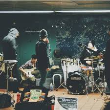 Unsigned music blog promotes and showcases unsigned music. 14 Best Indie Music Blogs To Submit To In 2021