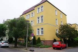Stadtfeld gehört zu den beliebtesten und belebtesten wohngebieten magdeburgs. 2 Zimmer Wohnung Zu Vermieten Friesenstrasse 2 39108 Magdeburg Stadtfeld Ost Mapio Net