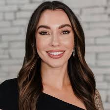 Maxine Lund, LE, ALP (@skinwithmax) • Instagram photos and videos