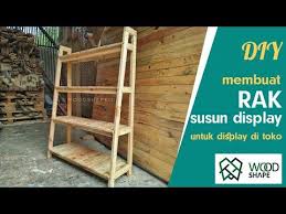 Membuat Rak Kayu Display Serbaguna Dari Kayu Bekas Palet Youtube Di 2020 Display Kayu Rak Kayu