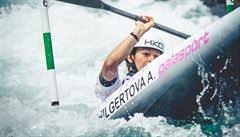 Markéta vondroušová začala hrát tenis už jako čtyřletá. Ma 200 Paru Bot A Schovana Tetovani Miluje Federera Jsem Klidnejsi A Celkove Vyrovnana Rika Vondrousova Ostatni Sporty Lidovky Cz