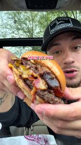 Discover Sweet Stacks: Delicious Burger Experience