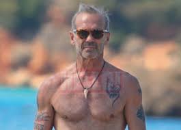 Maybe you would like to learn more about one of these? H Korh Toy Petroy H Amalia Kwstopoyloy Pozarei Me Magio Photos Kliktv Gr