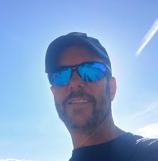 Can I share my Starlink Wi-Fi hotspot with friends and are there any  connection limits?