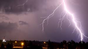 Aldrig varit så glad att sitta på 21:ans buss. Ett Blixtnedslag Misstanks Ha Dodat Tva Man I Juga Inrikes Svenska Yle Fi