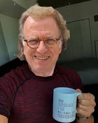 🌷*Mirusia, there are no words to describe your voice!* *🌷Mirusia sings  excellently 😍😘 love her voice. I can't stop listening to this song, LOVE  IT!🤗* *🌷Very excellent André and the orchestra for