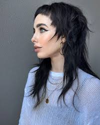 Chopped and Cropped . This Bitch is hot 🥵 #texture #cropped #bangs  #microbangs #mullet #elf #choppy #choppyhair #bangs #wolfe #hot #messyhair