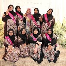 Marry you (bruno mars) inai by: Py Beauty Store Majlis Berinai Tema Baju Kelawar Cantik Facebook