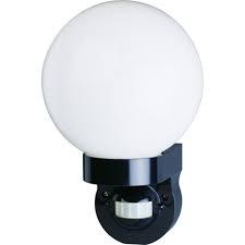 karwei buitenlamp fred zwart met bewegingssensor kopen wandlampen plafondlampen karwei buitenlamp wandlamp plafondlamp
