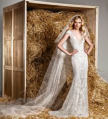 Dhgate.com provide a large selection of promotional tail dress design on sale at cheap price and excellent crafts. Zuhair Murad Jaimy Modern Beaded Sequined Illusion Fit And Flare Trumpet Wedding Dress With Short Sleeves Dimitras Bridal Boutique Chicago Dimitra S Bridal Couture
