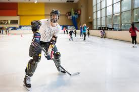 We offer a variety of ice skating options, programs, and events. Pricing Macquarie Ice Rink