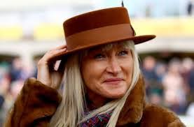 Helen Steele's Instagram, Twitter & Facebook