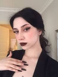 Olivia McMaster (omcmaster97)