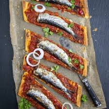 Tarte Fine Sardines Piments Recette Tarte Fine Recette Recettes Poissons Et Fruits De Mer